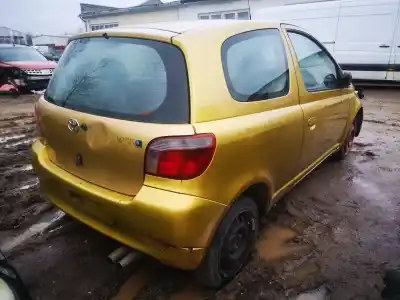 Здавання транспортного засобу toyota yaris (ncp1/nlp1/scp1) 1.0 linea luna року 2000 потужний 4b