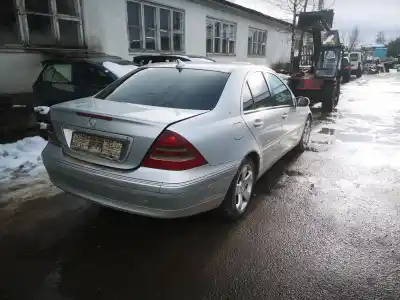 Здавання транспортного засобу mercedes-benz w203, 2000.05 - 2004.02 c 220 cdi (203.006) 105kw 2000.05 - 2007.02 року 2001 потужний 