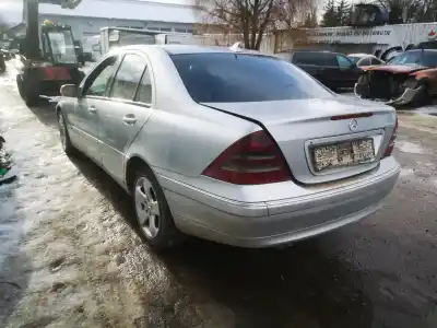 Здавання транспортного засобу mercedes-benz w203, 2000.05 - 2004.02 c 220 cdi (203.006) 105kw 2000.05 - 2007.02 року 2001 потужний 