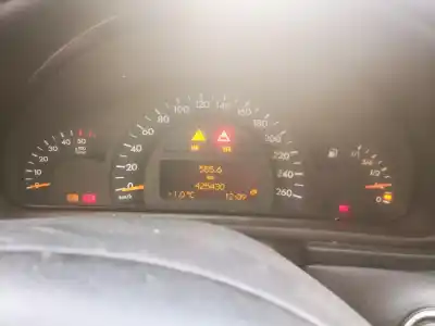 Здавання транспортного засобу mercedes-benz w203, 2000.05 - 2004.02 c 220 cdi (203.006) 105kw 2000.05 - 2007.02 року 2001 потужний 