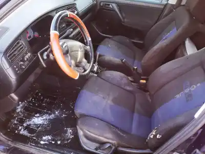 Véhicule à la ferraille volkswagen golf iii (1h1) 1.9 tdi de l'année 1996 alimenté 