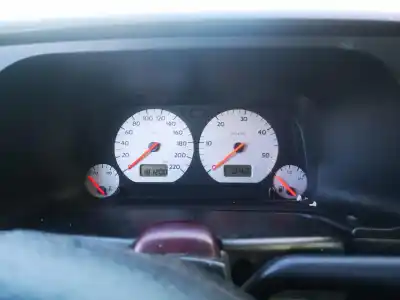 Véhicule à la ferraille volkswagen golf iii (1h1) 1.9 tdi de l'année 1996 alimenté 