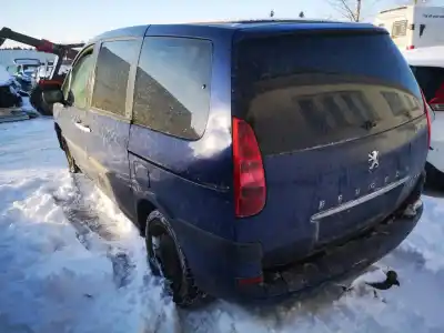 Veículo de Sucata peugeot 807 2.0 hdi fap cat do ano 2006 alimentado 