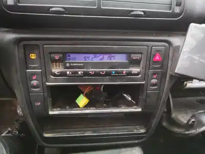 Scrapping Vehicle volkswagen passat variant (3b6) 1.9 tdi of the year 2002 powered aub