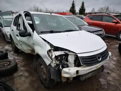 Veículo de Sucata DACIA SANDERO 1.5 dCi Diesel CAT do ano 2010 alimentado K9K792 820110