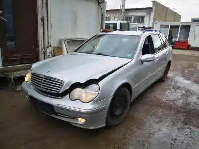 Здавання транспортного засобу mercedes-benz w203, 2000.05 - 2004.02 c 220 cdi (203.006) 105kw 2000.05 - 2007.02 року 2003 потужний om  611.962