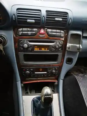 Здавання транспортного засобу mercedes-benz w203, 2000.05 - 2004.02 c 220 cdi (203.006) 105kw 2000.05 - 2007.02 року 2003 потужний om  611.962