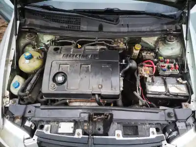 Vehicul casat fiat stilo (192) 1.9 jtd / 1.9 jtd 115 active al anului 2003 alimentat 