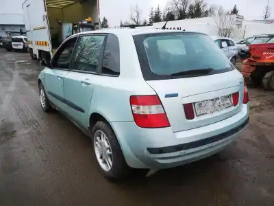Vehicul casat fiat stilo (192) 1.9 jtd / 1.9 jtd 115 active al anului 2003 alimentat 