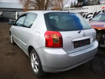 Scrapping Vehicle toyota corolla (e12) 2.0 d-4d sol berlina of the year 2003 powered 