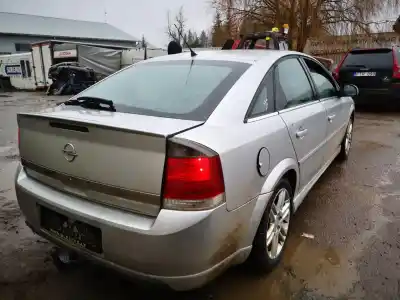 Scrapping Vehicle opel vectra c (z02) 2.2 dti 16v (f69) of the year 2004 powered y22dtr