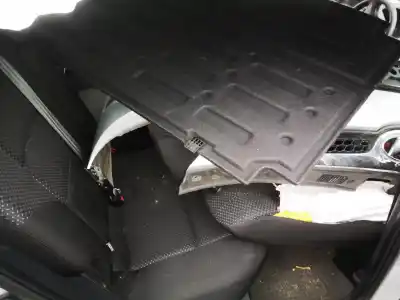 Veículo de Sucata hyundai i30 1.6 crdi cat do ano 2009 alimentado d4fb 9z125879