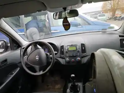 Veículo de Sucata hyundai i30 1.6 crdi cat do ano 2009 alimentado d4fb 9z125879