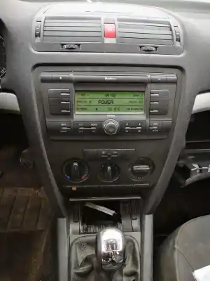 Здавання транспортного засобу skoda octavia combi (1z5) 1.9 tdi dpf року 2004 потужний bjb