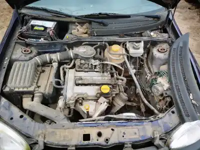 Scrapping Vehicle opel corsa b 1.0 12v cat (x 10 xe / lw3) of the year 2000 powered x10xe