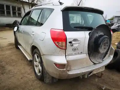 Scrapping Vehicle toyota rav 4 (a3) 2.2 turbodiesel cat of the year 2006 powered 
