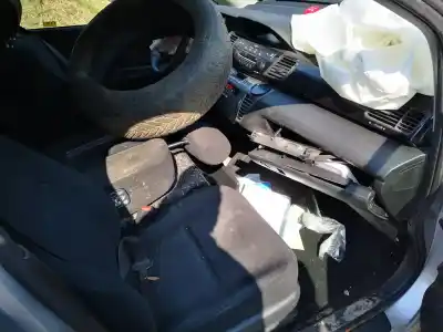 Veículo de Sucata honda fr-v (be) 1.7 do ano 2005 alimentado d17a2