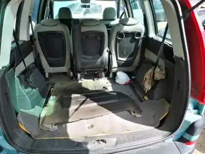 Veículo de Sucata citroen c8, i 2002.07 - 2008.06 2.0 hdi 79kw 2002.07 - 2014.12 do ano 2003 alimentado erhtb