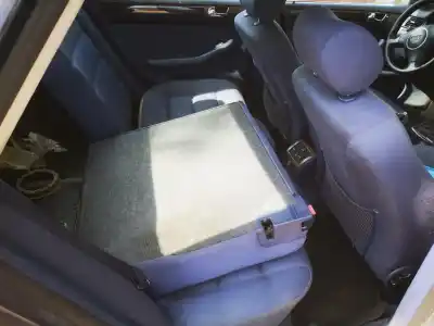 Здавання транспортного засобу audi a6, c5 1997.01 - 2001.08 2.4 121kw 1997.02 - 2005.01 року 1997 потужний alf