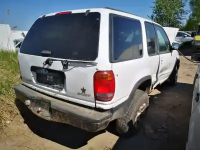 Sloopvoertuig ford explorer 4.0 g van het jaar 1999 aangedreven 