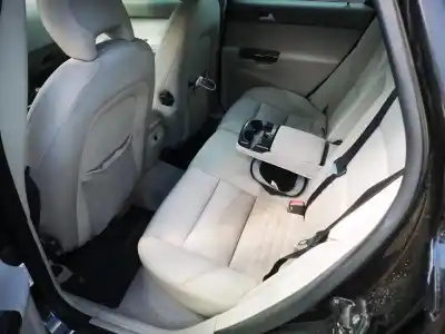 Veicolo di demolizione volvo v50 (545) 2.0 d dell'anno 2005 alimentato d4204t