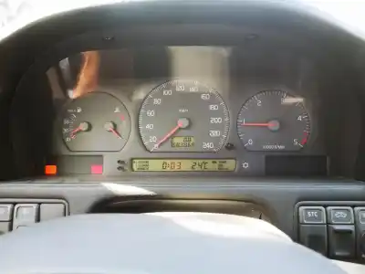 Veículo de Sucata volvo v70 ii (285) 2.5 tdi do ano 2000 alimentado d5252t