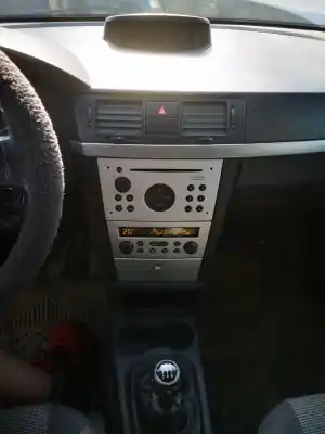 Scrapping Vehicle opel meriva b 1.7 16v cdti of the year 2003 powered z17dth