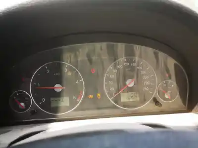 Veículo de Sucata ford mondeo iii (b5y) 2.0 16v di / tddi / tdci do ano 2005 alimentado 