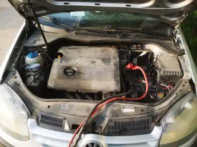 Vehículo de desguace volkswagen                                         golf v (1k1)                                                                                                                                                                                                                                               1.4 16v                                                                                                                                                                                                                                                    del año 2003 con motor bca
