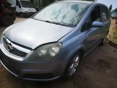 Veículo de Sucata opel zafira b 1.9 cdti do ano 2006 alimentado z19dt