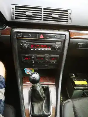 Scrapping Vehicle audi a4, b6 2000.11 - 2004.11 2.0 96kw 2000.11 - 2004.12 of the year 2001 powered alt