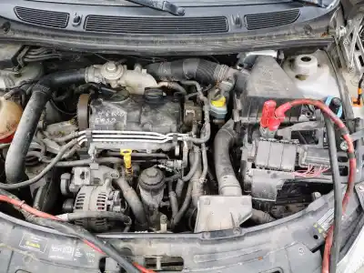 Veículo de Sucata skoda praktik (5j) 1.4 tdi do ano 2007 alimentado bnm