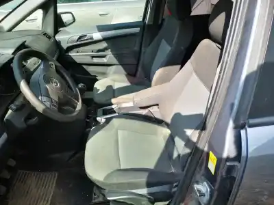 Veículo de Sucata opel zafira b 1.9 cdti do ano 2005 alimentado z19dt