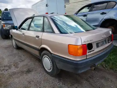 Veicolo di demolizione audi 80/90 (893) 1.8 dell'anno 1988 alimentato ru
