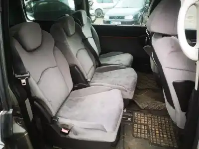 Veículo de Sucata citroen c8 2.2 hdi exclusive do ano 2002 alimentado 