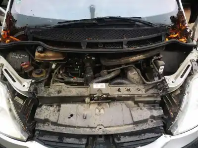 Veículo de Sucata citroen c8 2.2 hdi exclusive do ano 2002 alimentado 