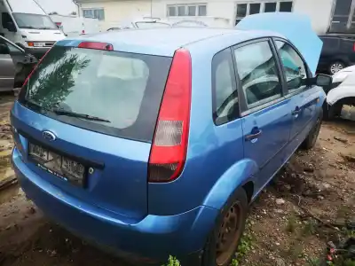 Veicolo di demolizione ford fiesta (cbk) 1.4 16v cat dell'anno 2003 alimentato 