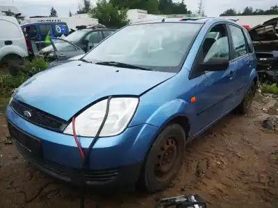 Veicolo di demolizione ford fiesta (cbk) 1.4 16v cat dell'anno 2003 alimentato 