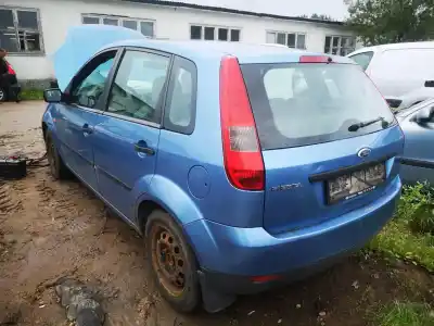 Veicolo di demolizione ford fiesta (cbk) 1.4 16v cat dell'anno 2003 alimentato 