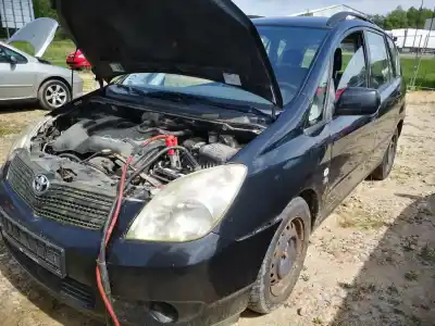 Scrapping Vehicle toyota corolla (e11) 2.0 d-4d linea sol of the year 2003 powered 