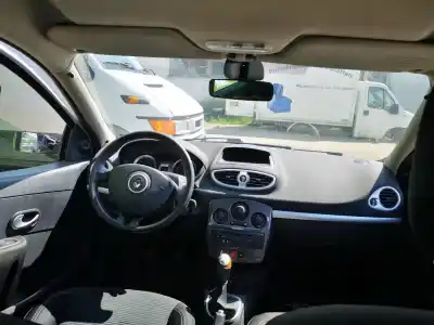 Scrapping Vehicle renault   of the year 2012 powered k9k770