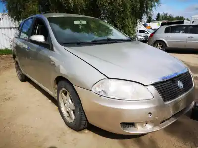 Veicolo di demolizione FIAT CROMA (194) 1.9 16V Multijet Dynamic (12.2007->) dell'anno 2006 alimentato 939A2000, 194AXC1B 03C