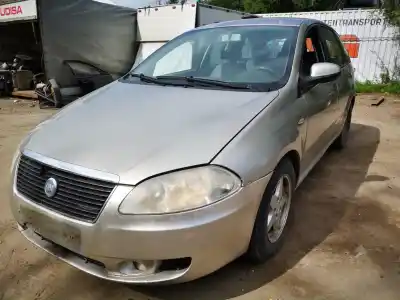 Veículo de Sucata fiat croma (194) 1.9 16v multijet dynamic (12.2007->) do ano 2006 alimentado 939a2000, 194axc1b 03c