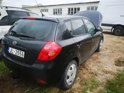 Veículo de Sucata kia ceed (ed) 1.6 crdi 115 do ano 2008 alimentado d4fb8z070283, 	r76d