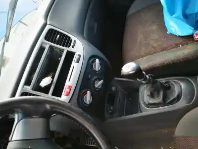 Vehicul casat kia rio 1.5 crdi al anului 2007 alimentat d4fa6h345987, r33d