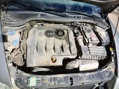 Veículo de Sucata skoda octavia combi (1z5) 1.9 tdi dpf do ano 2006 alimentado bxe