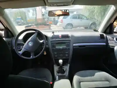 Veículo de Sucata skoda octavia combi (1z5) 1.9 tdi dpf do ano 2006 alimentado bxe