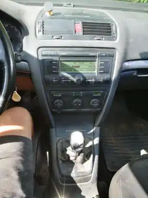 Veículo de Sucata skoda octavia combi (1z5) 1.9 tdi dpf do ano 2006 alimentado bxe