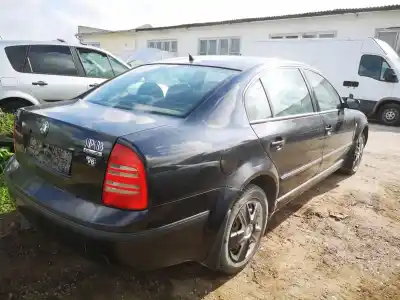 Здавання транспортного засобу skoda superb (3u4) 2.5 v6 tdi cat (aym) року 2003 потужний aym