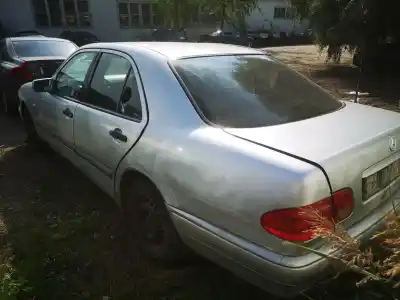 Здавання транспортного засобу mercedes-benz w210, 1995.06 - 1999.07 e 220 d 70kw 1995.06 - 1999.07 року 1997 потужний 604912 10 027861